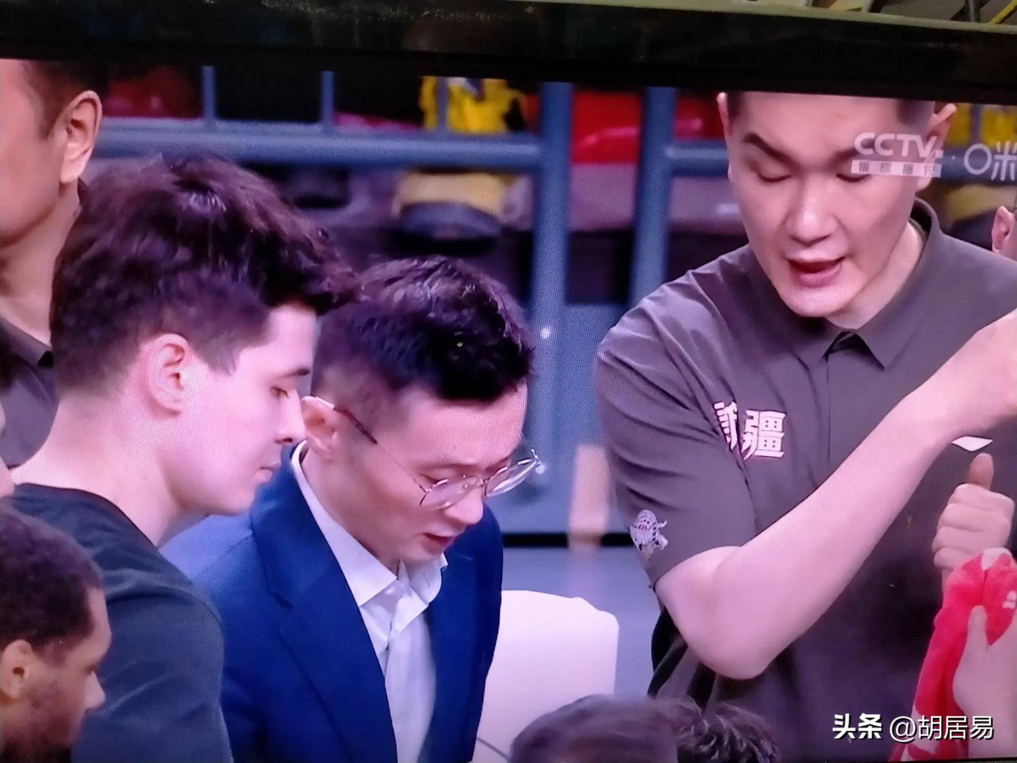 主力球员缺阵，球队依然顽强抵抗的简单介绍